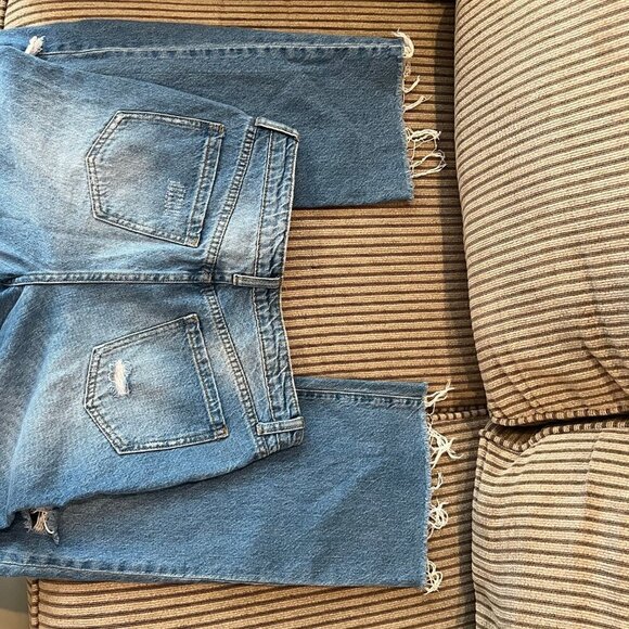 Women's Abound worn/wear ripped blue jeans, Size 28 - Picture 3 of 8